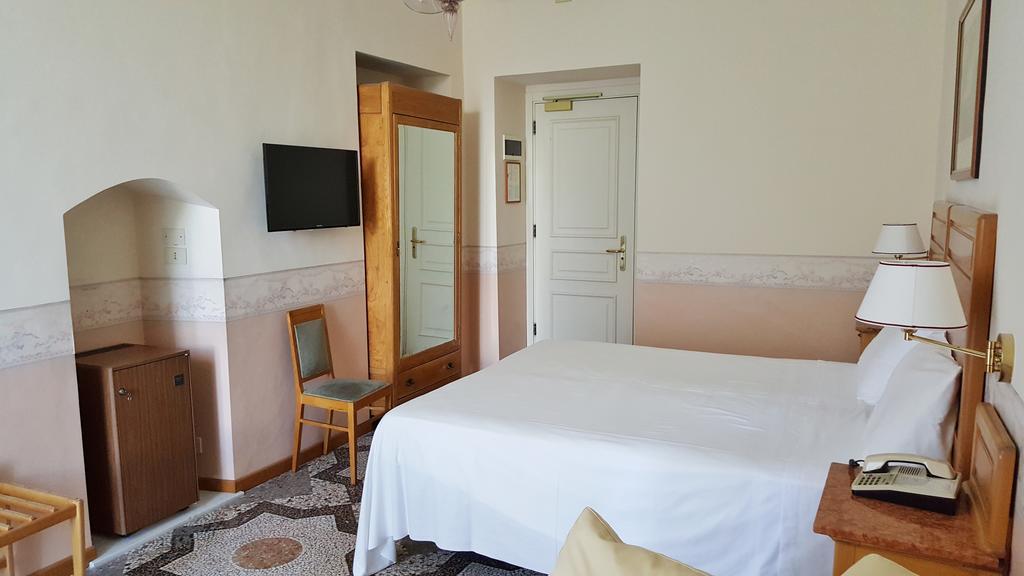 Hotel Roma E Rocca Cavour Turin